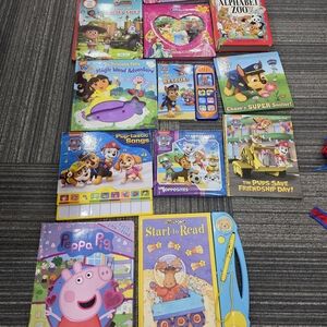 Peppa Pig Book with Pink Cover and Blue Pen - Peppa Pig.